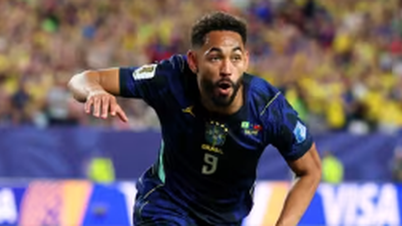 Video: Cunha scorer et fremragende mål og hjælper Brasilien med at knuse Haiti.