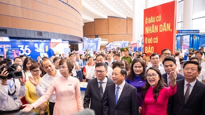 អបអរសាទរខួបលើកទី ១០១ នៃទិវាសារព័ត៌មានបដិវត្តន៍វៀតណាម (ថ្ងៃទី ២១ ខែមិថុនា ឆ្នាំ ១៩២៥ - ថ្ងៃទី ២១ ខែមិថុនា ឆ្នាំ ២០២៦)៖ រក្សាជំនឿ ត្រួសត្រាយផ្លូវសម្រាប់សេចក្តីប្រាថ្នាសម្រាប់ការអភិវឌ្ឍ។