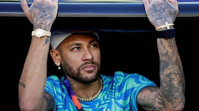 Neymar se vrací do formy, zatímco Brazílie netrpělivě čeká na novinky ohledně Raphinhy.
