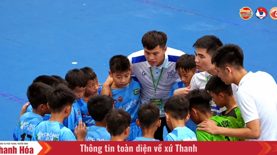 ทีม U11 เวียดนามฮุงทันฮวา คว้าตั๋วเข้าสู่รอบชิงชนะเลิศการแข่งขันฟุตบอลเยาวชนแห่งชาติ โดยจบอันดับหนึ่งในกลุ่มของตน