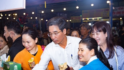 Hoa Vang membuka pasar untuk mempromosikan produk pertanian dan produk OCOP.