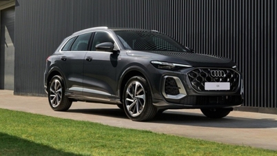 Более подробный обзор недавно представленного во Вьетнаме Audi Q5 2026 года, цена которого начинается от 2,849 миллиарда вьетнамских донгов.