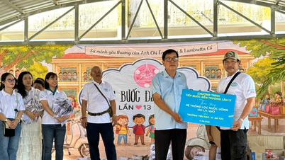 Niềm vui lớn từ Chương trình 'Tiếp bước đến trường' tại vùng biên An Giang