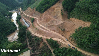 Mengapa proyek Jalan Raya Ho Chi Minh yang melewati provinsi Tuyen Quang dan Thai Nguyen mengalami keterlambatan?