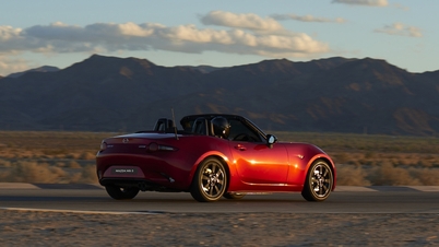 Το Mazda MX-5, ένα «διασκεδαστικό αυτοκίνητο» με τιμή από 1,3 δισεκατομμύρια VND, προσελκύει Βιετναμέζους πελάτες.