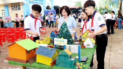 ສະໜາມເດັກຫຼິ້ນທີ່ມີຊີວິດຊີວາສຳລັບໄວໜຸ່ມ ແລະ ເດັກນ້ອຍທີ່ມີຄວາມຄິດສ້າງສັນ.