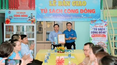 La biblioteca de Binh Duong lleva la "estantería comunitaria" a la residencia estudiantil.