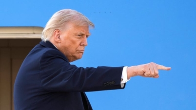 Трамп погрожує відновити атаки, поки США та Іран ведуть мирні переговори.
