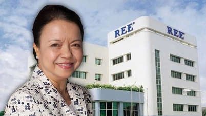 Ibu Mai Thanh bersiap meninggalkan Dewan Direksi REE: Sebuah tonggak penting dalam transisi seorang pengusaha wanita Vietnam yang ikonik.