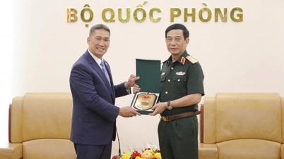 Đại tướng Phan Văn Giang tiếp quyền Bộ trưởng Bộ Hải quân Hoa Kỳ Hùng Cao