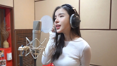 Singer LyLy spreads the spirit of youth through 'Blue Shirt Calling for the Future'.