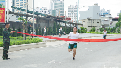 Das Provinzmilitärkommando Quang Ninh hat die Inspektion der Vorschriften, der körperlichen Fitness und der Schießfertigkeiten für das Jahr 2026 abgeschlossen.