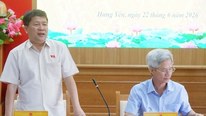Renforcer la décentralisation et la délégation de pouvoirs en matière d'envoi de travailleurs vietnamiens à l'étranger.