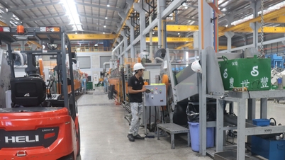 Promoting the development of private enterprises
