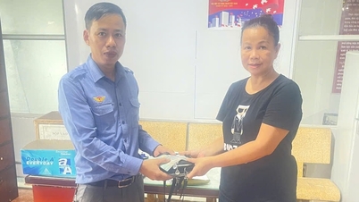 พนักงานประจำรถไฟของบริษัทรถไฟไซง่อนได้ส่งคืนสิ่งของที่ผู้โดยสารลืมไว้ให้แก่ผู้โดยสารหลายครั้งแล้ว