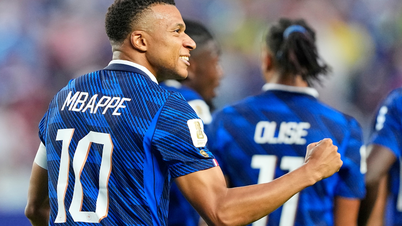 Mbappe mencetak serangkaian rekor, mendekati rekor Messi.