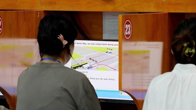 Bekendmaking van het schema voor de rijexamens in Hanoi, die in juni van start gaan en waarbij punten op het rijbewijs worden bijgeschreven.