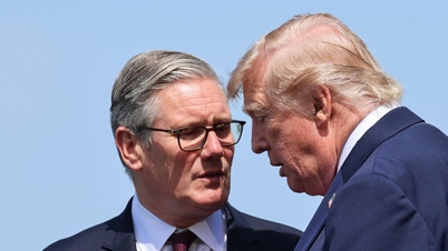 Ông Trump 'vừa đấm vừa xoa' sau khi Thủ tướng Anh Keir Starmer tuyên bố từ chức