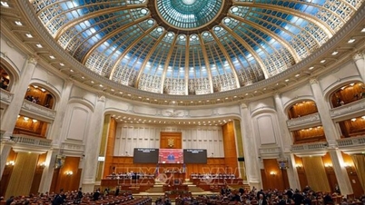 Quốc hội Romania bác bỏ đề cử Thủ tướng mới