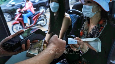 Hanoi: Mulai 1 Juli, kartu bulanan kertas tidak lagi berlaku untuk rute bus bersubsidi.