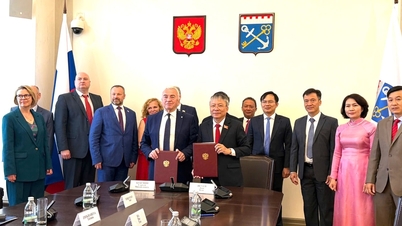 Memperkuat kerja sama antara Dewan Rakyat Kota Da Nang dan Dewan Legislatif Oblast Leningrad (Federasi Rusia)