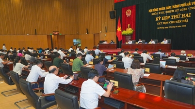 Second Session of the 17th Hai Phong City People's Council: Approving decisions to create a foundation for development.