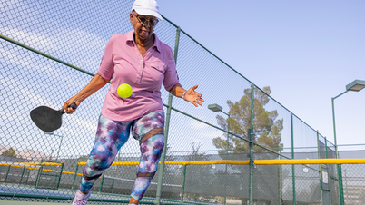 4 grupos de pessoas que definitivamente não deveriam jogar pickleball.