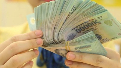 Morgonnyheterna, 24 juni: Hanoi förbjuder fordon på många vägar i två dagar; högsta tjänstemannalön når 25 miljoner VND från och med den 1 juli.