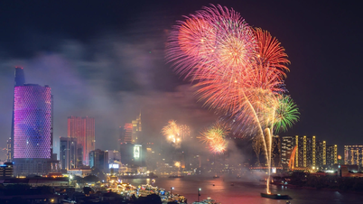 A cidade de Ho Chi Minh terá espetáculos de fogos de artifício em 16 locais para celebrar o 50º aniversário da cidade ter sido nomeada em homenagem ao presidente Ho Chi Minh.