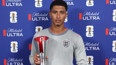 Bellingham appariva abbattuto e ha pronunciato parole strazianti al momento di ricevere il premio di migliore in campo.