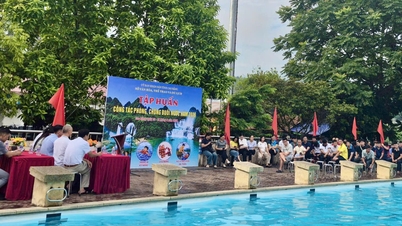 80 stagiaires participent à la formation de 2026 sur la prévention des noyades - Cao Bang Online Newspaper