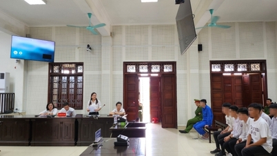 Chỗ dựa cho người yếu thế
