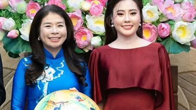Domnișoara Phan Kim Oanh și un grup de frumuseți internaționale află despre istoria și cultura vietnameză.