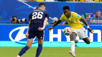 Scotland lwn Brazil 0-3 (Separuh masa): Gol!!! Cunha menjaringkan gol.