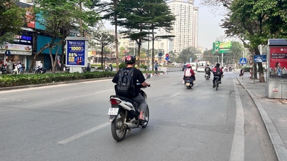 Předpověď počasí na 25. června: Severní Vietnam nadále zažívá horké počasí s bouřkami v pozdním odpoledni a večer.