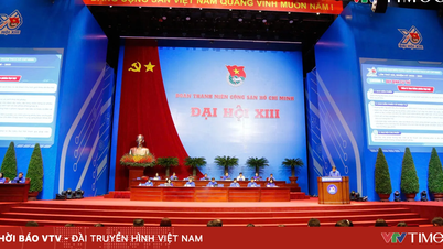 Live-Übertragung der feierlichen Sitzung des 13. Nationalkongresses des Vietnamesischen Jugendverbandes.