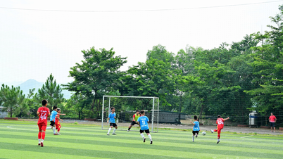 Upacara Pembukaan Turnamen Sepak Bola Pemuda dan Anak-Anak Provinsi Tuyen Quang 2026