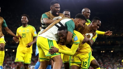 A África do Sul reagiu e derrotou a Coreia do Sul, garantindo sua vaga nas oitavas de final.