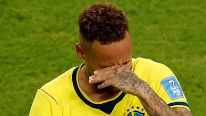 Neymar menangis teresak-esak sebaik sahaja kembali ke pasukan kebangsaan Brazil selepas 981 hari.