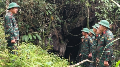 Melintasi gunung dan hutan untuk membawa para pahlawan yang gugur kembali ke tanah air mereka.