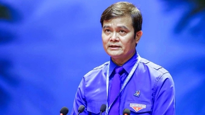 Herra Bui Quang Huy valittiin uudelleen Ho Tši Minhin kommunistisen nuorisoliiton keskuskomitean ensimmäiseksi sihteeriksi 13. kaudeksi.
