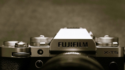 Fujifilm X-T6 afsløret: Opgraderet NP-W255-batteri og overlegent AI-autofokussystem.