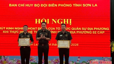 Der Militärarzt in grüner Uniform sät Hoffnung an der Grenze zwischen Vietnam und Laos.