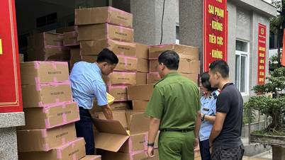 Autoritățile de gestionare a pieței din Hanoi au descoperit 57.000 de măști contrafăcute și le-au predat poliției pentru investigare.