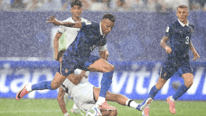 2026 월드컵 프랑스 1-0 이라크: 악천후로 경기가 연기되었습니다.