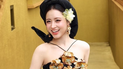 Tradycyjna piosenkarka Hung Yen przyciąga uwagę na konkursie Miss Grand Vietnam 2026.