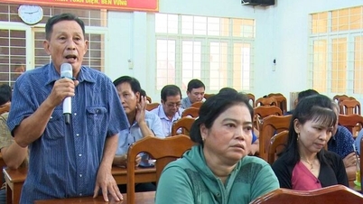Perwakilan Dewan Rakyat di kedua tingkatan bertemu dengan para pemilih di komune Nhon My.