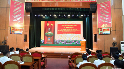 Zlepšení znalostí cizích jazyků pro důstojníky vietnamské pobřežní stráže.