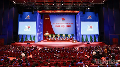ที่ประชุมใหญ่ของสหภาพเยาวชนแห่งชาติเห็นพ้องเป็นเอกฉันท์ในแนวทางแก้ไขปัญหา 6 กลุ่ม และภารกิจสำคัญ 5 ประการ