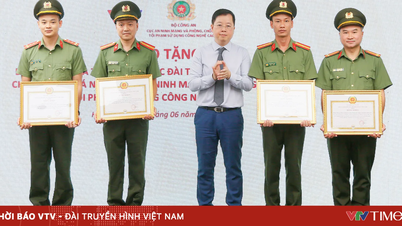 สถานีโทรทัศน์เวียดนาม (VTV) มอบใบประกาศเกียรติคุณแก่เจ้าหน้าที่ที่ปราบปรามแก๊งละเมิดลิขสิทธิ์ดิจิทัล